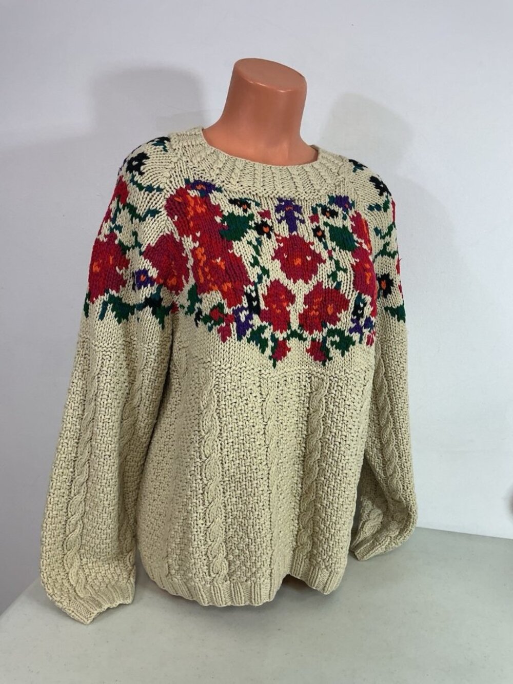 Vintage Handknit Floral Sweater Womens Medium - Picture 4 of 5